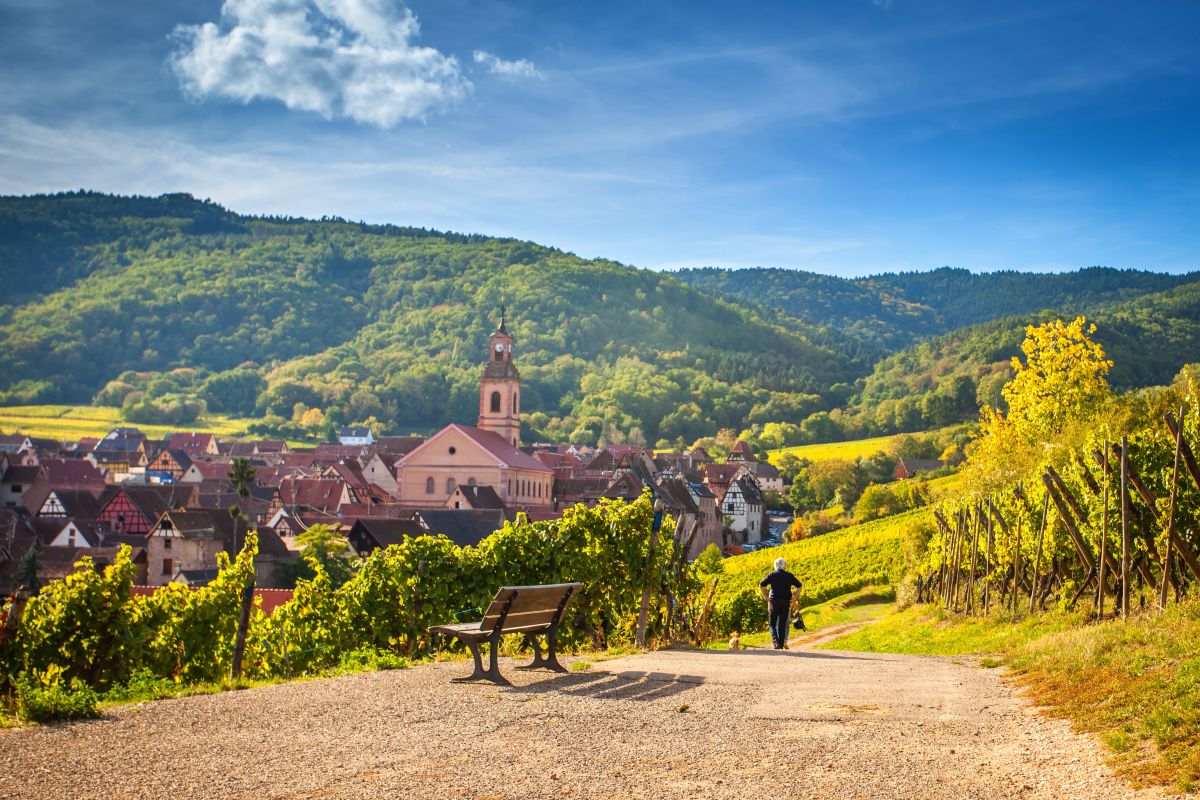 法国最美丽梦幻的15个乡村